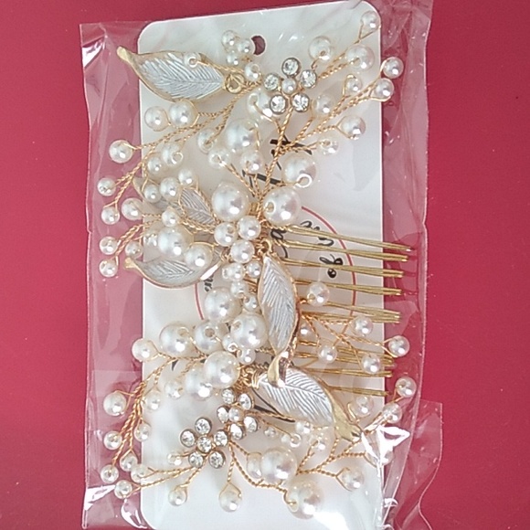 Flower gem gold clear hair comb and clip - Picture 8 of 8